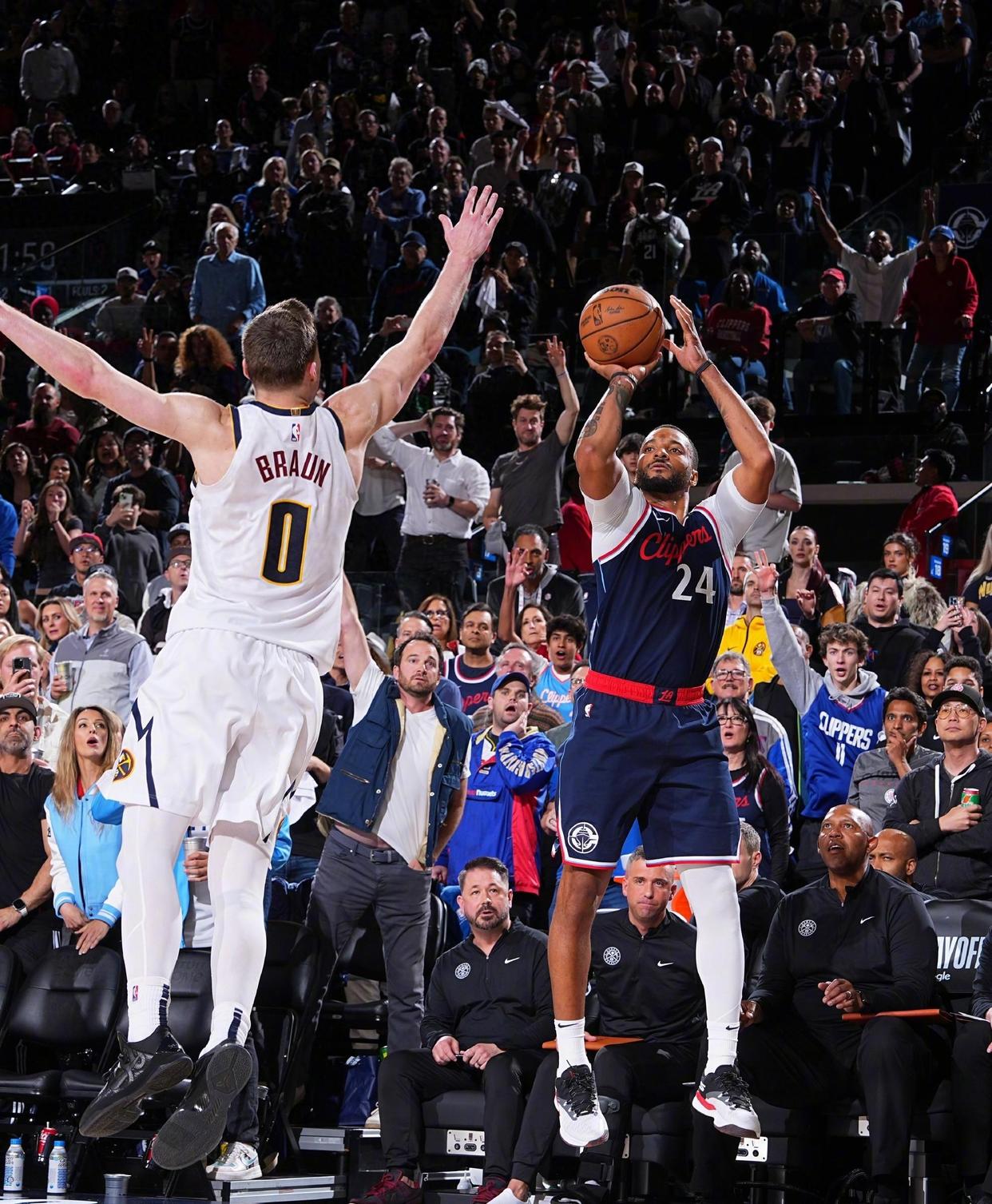 九游体育平台 -伊藤武雪迷雾之夜