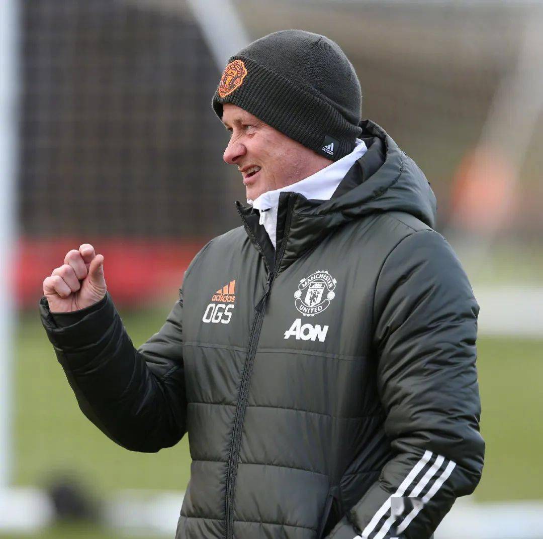 九游在线入口 -今晚体能课后，上海申花手感冰凉备战足总杯，目标明确，资深球员宣示担当的简单介绍